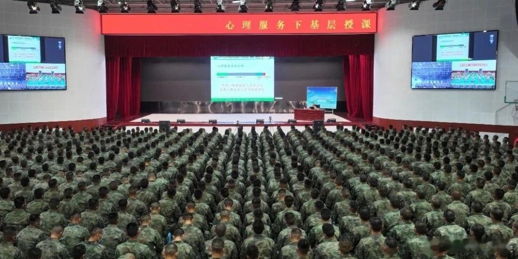 铸剑中原[超话]早安军营原原说早晚安 从“心”出发，为战赋能！早安[心] ​​​