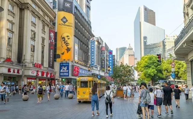 据说，欧洲的小偷居然达成了一种共识，那就是可以去偷中国人的钱财和物品，但是绝对不