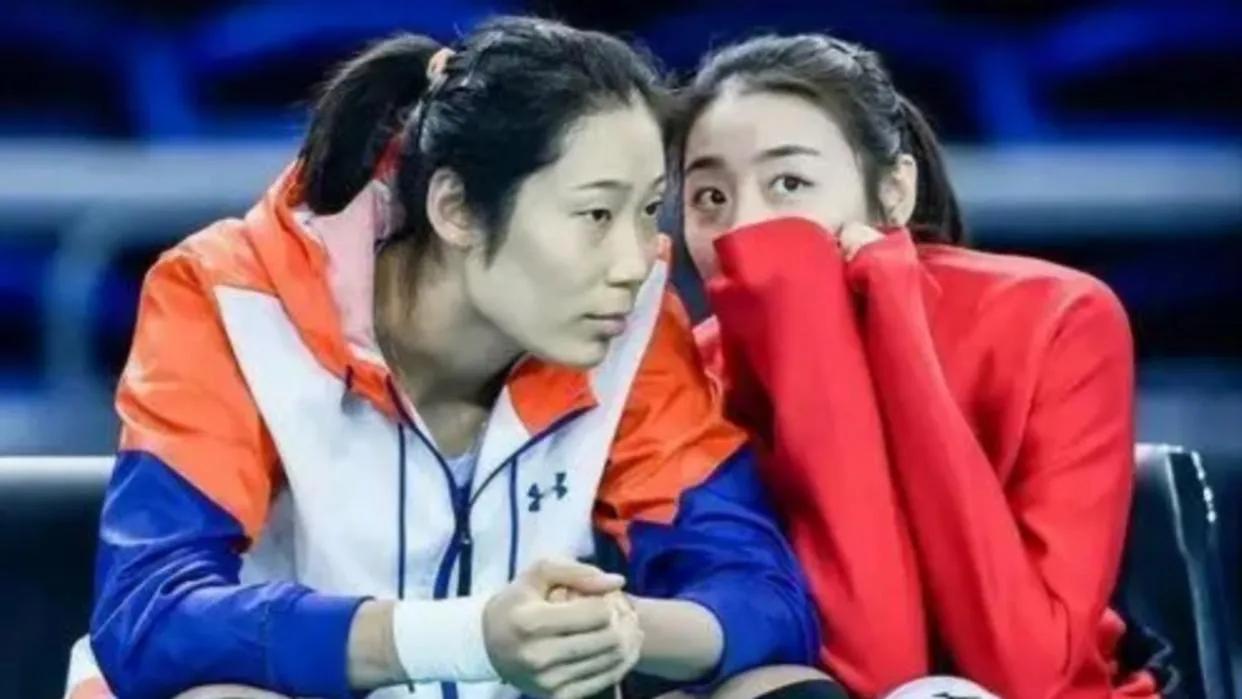 奥运会门票还没拿到，女排却动荡不安，谁在祸害中国女排？
以前为了国家团结一致努力