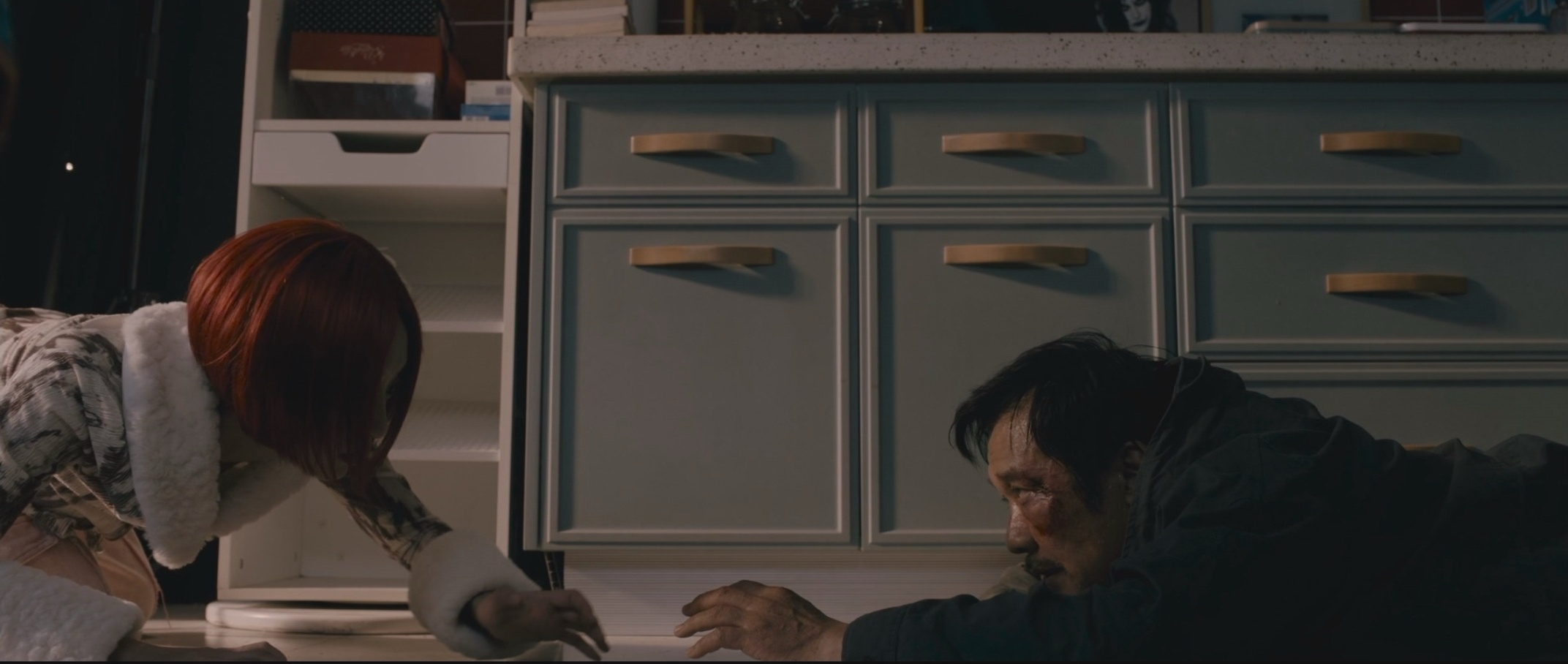 电影向光花盛开上映电影向光花盛开 当孩子在网络的深渊边徘徊，我们怎能视而不见？《