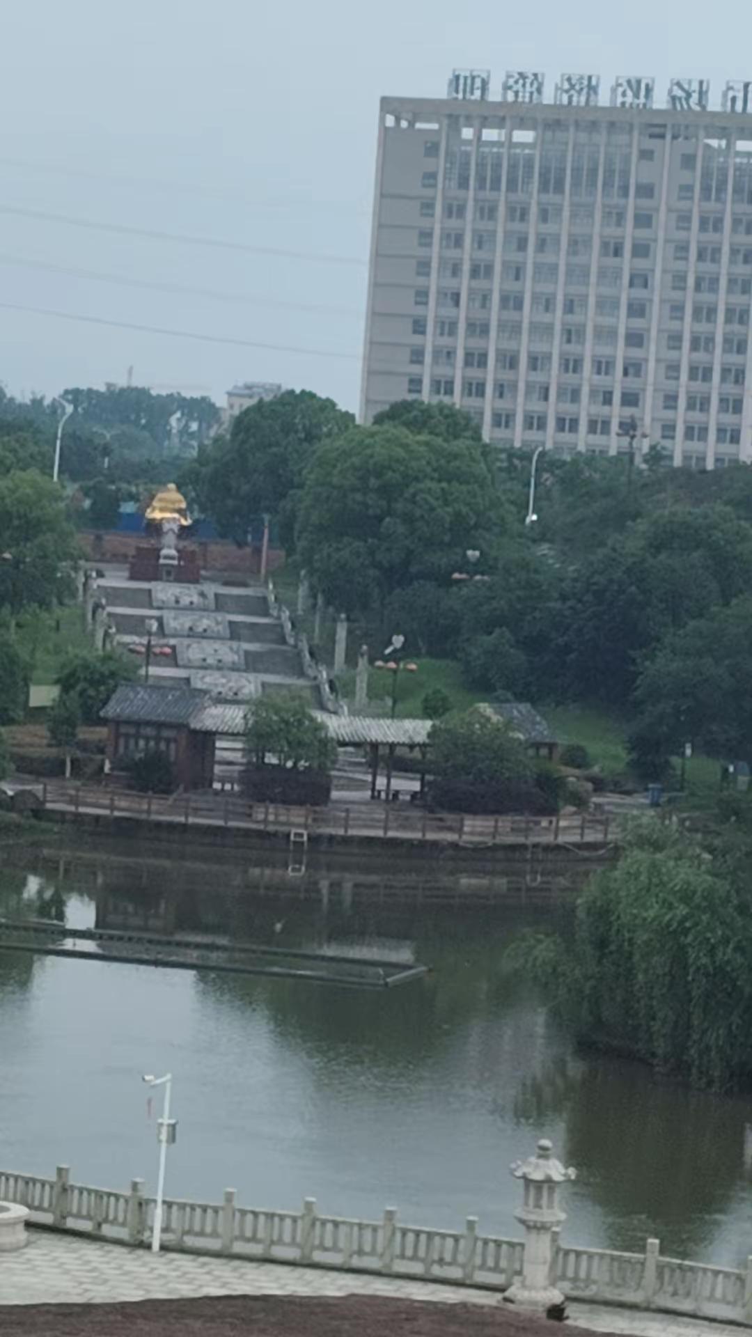 心存敬畏，福佑安康