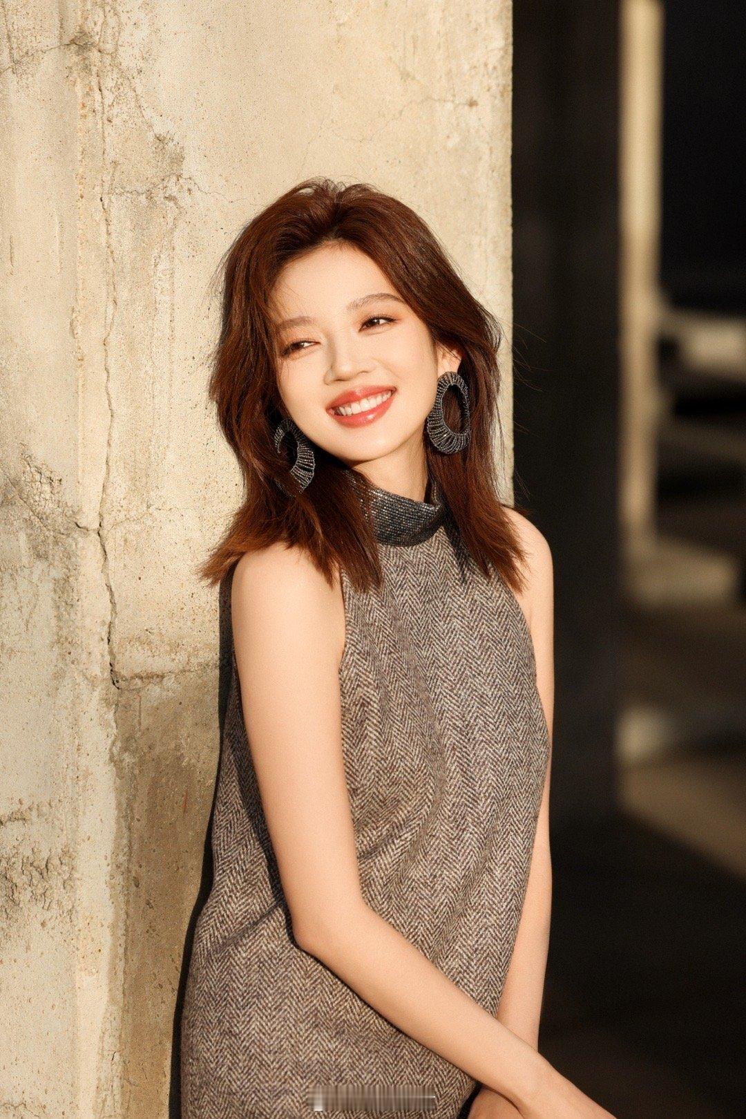 何瑞贤[锦鲤附体][爱你][爱你][爱你][舔屏][舔屏][舔屏][舔屏][爱慕