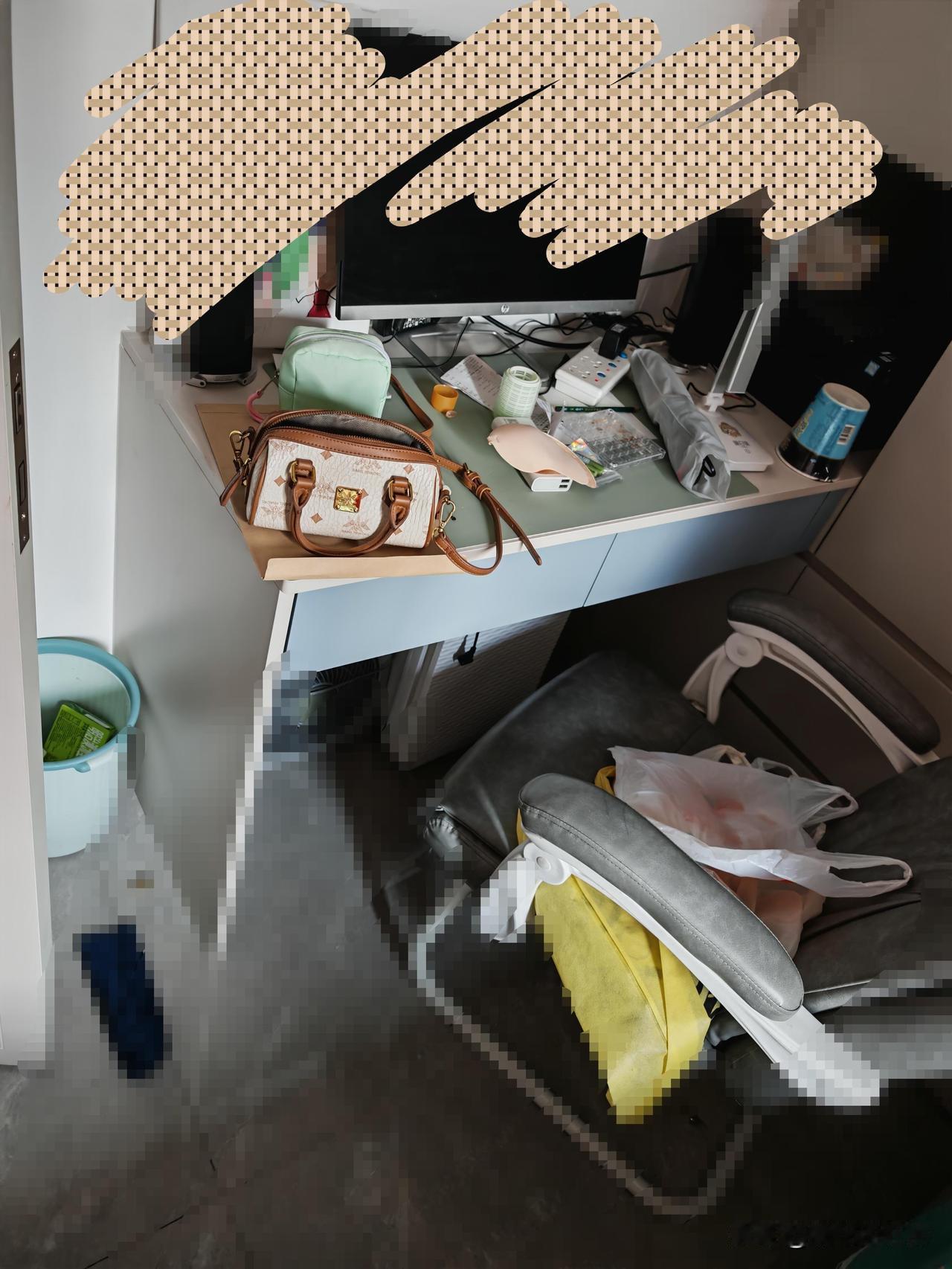 老公的外甥女来我家后一副女主人的架子
老公的外甥女是他姐家的女儿，今年18岁，上