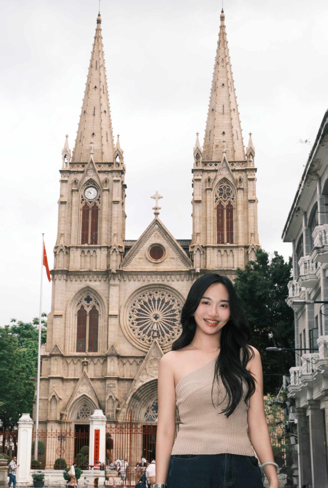 🇨🇳📍广州 15元的景区照
整个体验还是蛮值得的，就是当你没有人帮你拍照的