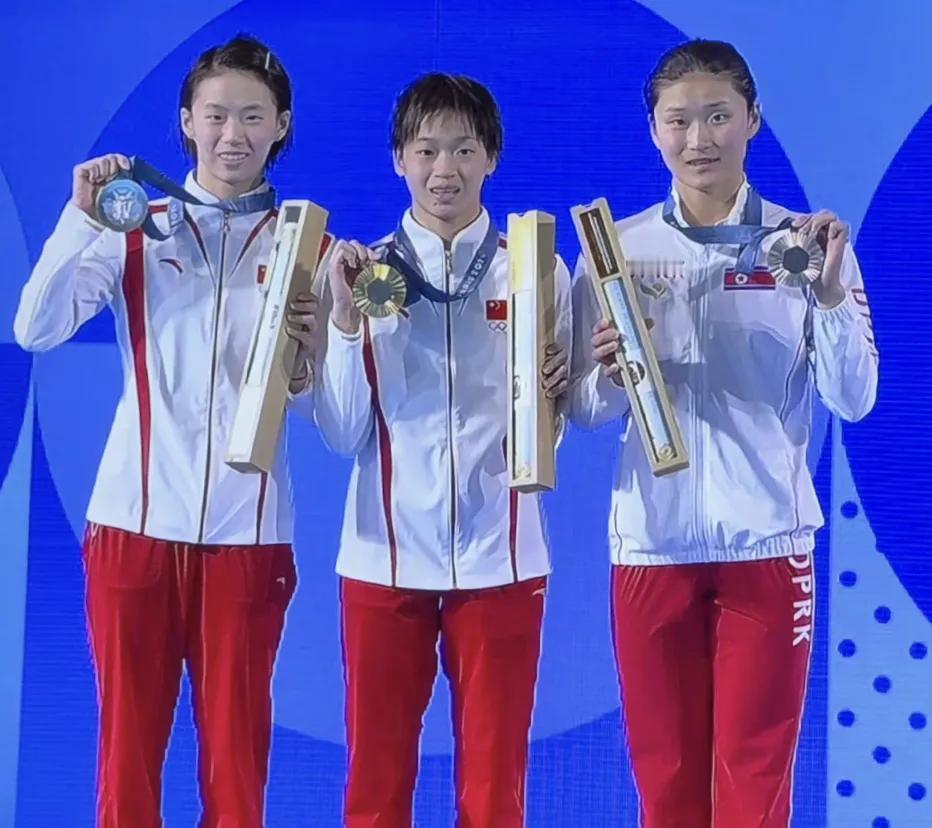 #全红婵、陈芋汐，谁更出色？#论天赋肯定全红婵更出色，论努力程度陈芋汐更出色，她