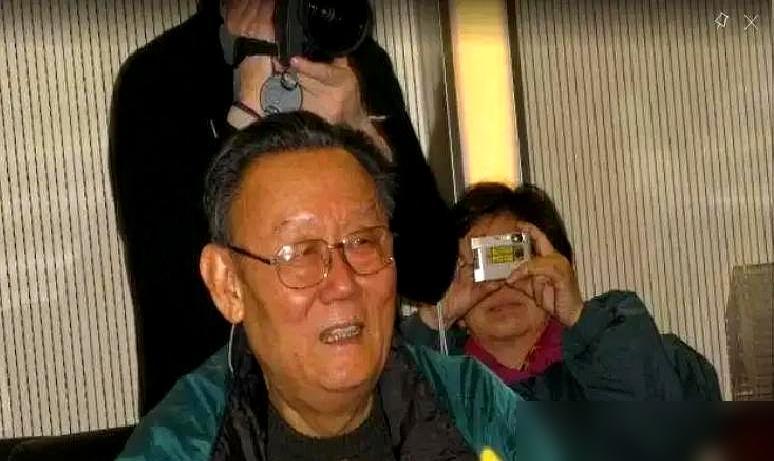谁敢在青城山老道长眼皮子底下“冒充”祖师爷？这种离谱事也就杨洁敢干。

当年拍《