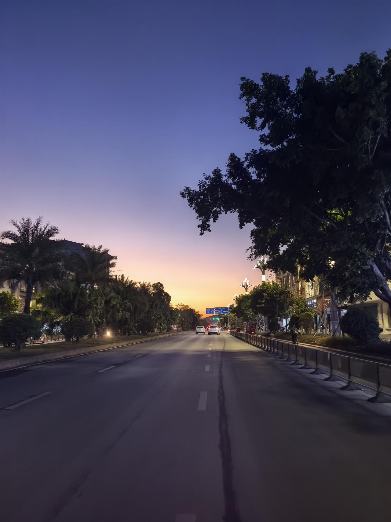 别光忙着搞钱！当下人最缺的3样东西，花钱都买不来
 
现在日子越过越富足，吃饱穿