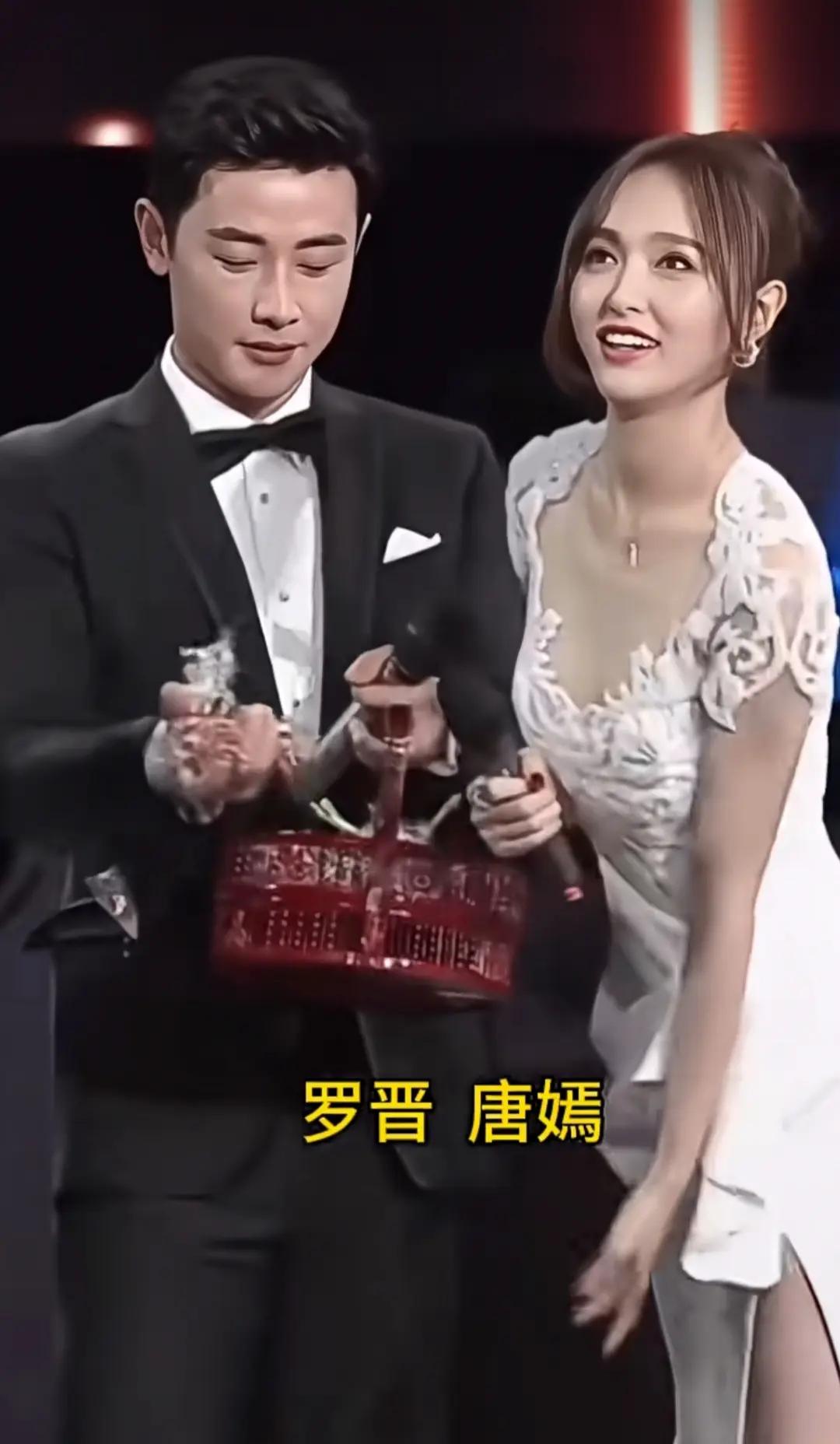 罗晋
唐嫣
夫妻照