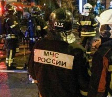 莫斯科机场再次一片混乱！200多架乌克兰无人机袭击俄多地。

莫斯科时间1月4日