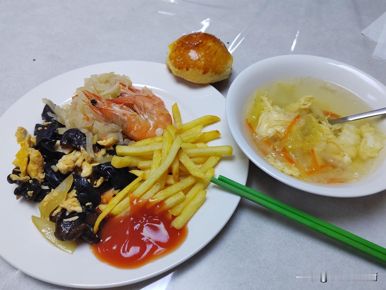 上航次在日本上了50公斤的高筋粉，到昨天为止已经全部用完了，这才刚刚40天，牛奶