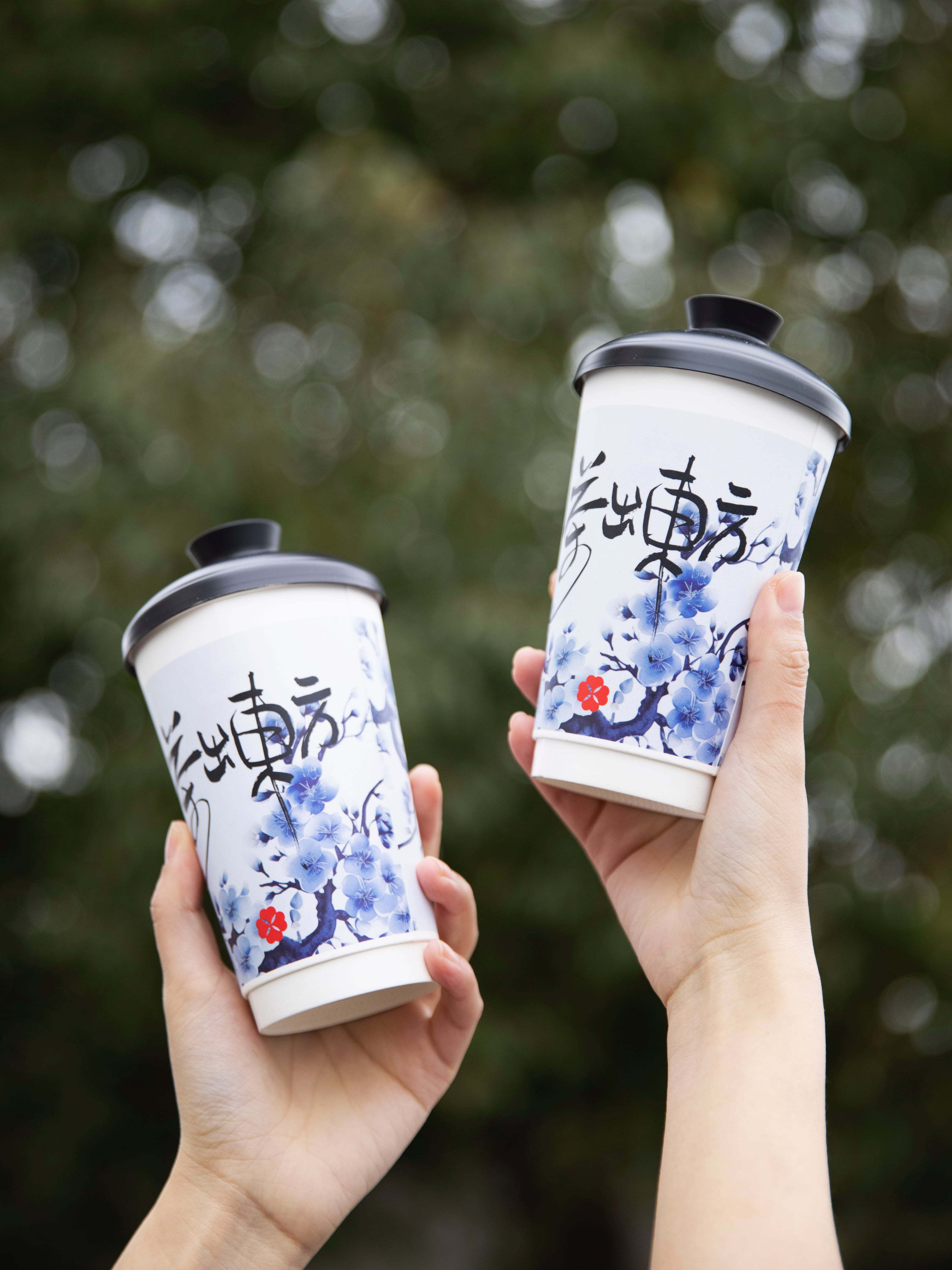 天青色等烟雨，而我……等一杯奶茶！国风爱好者速冲啊！这次悸动的新品碧螺春晓，以桃