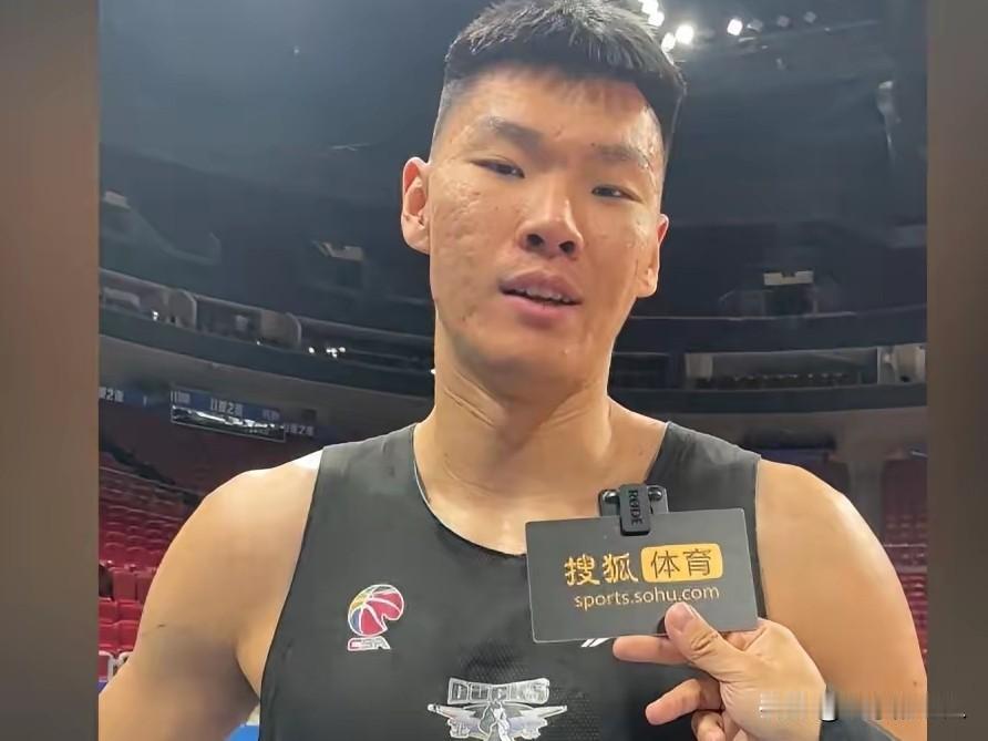 徐昕迎来最强竞争对手，能扛住压力吗？
有较可靠消息，北京队强力中锋，主动要求离队