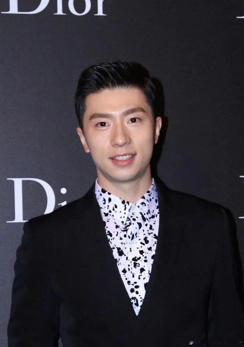 马龙原生脸这气质真的吊打某些208了[举手] ​​​