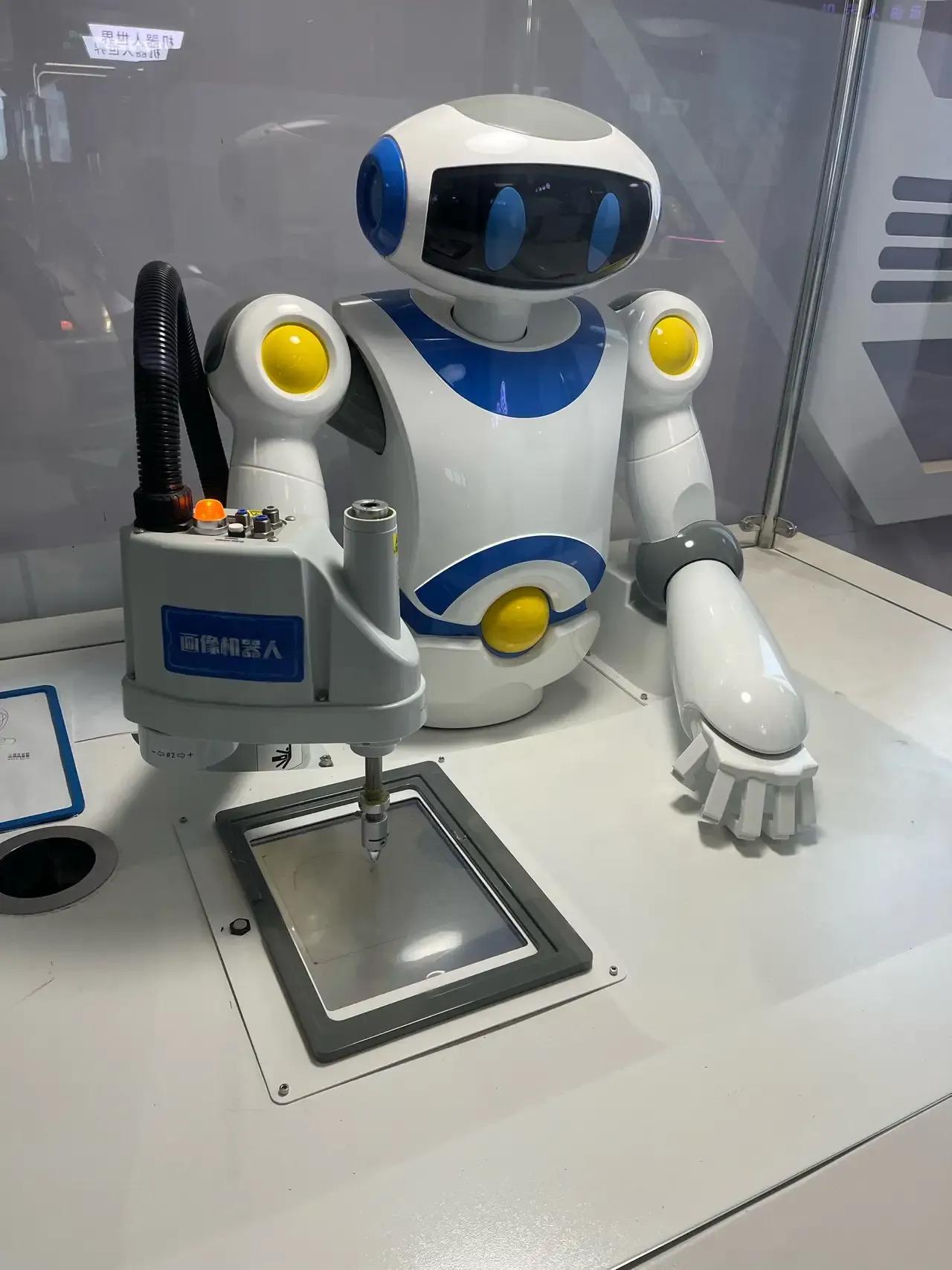 不管你信不信，明年预计会有几件大事要发生！

1、退休金不会再出现有人拿1000