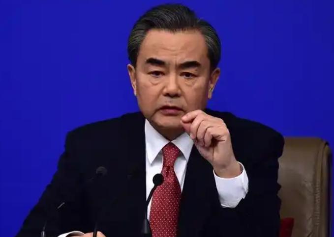 菲律宾举办东盟外长会开幕欢迎晚宴，中国外交部长王毅没有出席开幕欢迎晚宴，俄罗斯外
