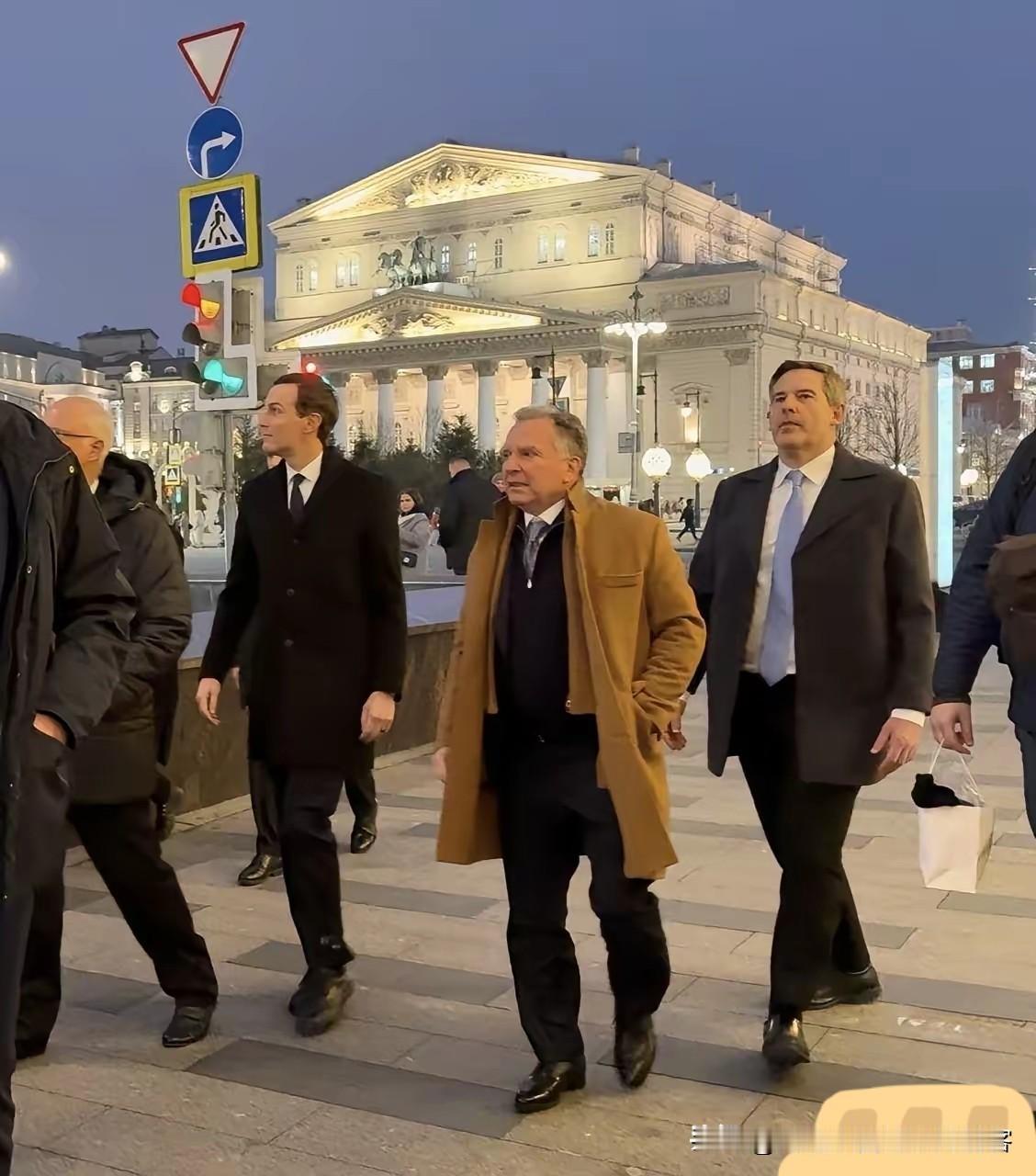 美国连夜离开莫斯科
普京和美国特使威特科夫会谈结束。
 
12月3日，这场对话持