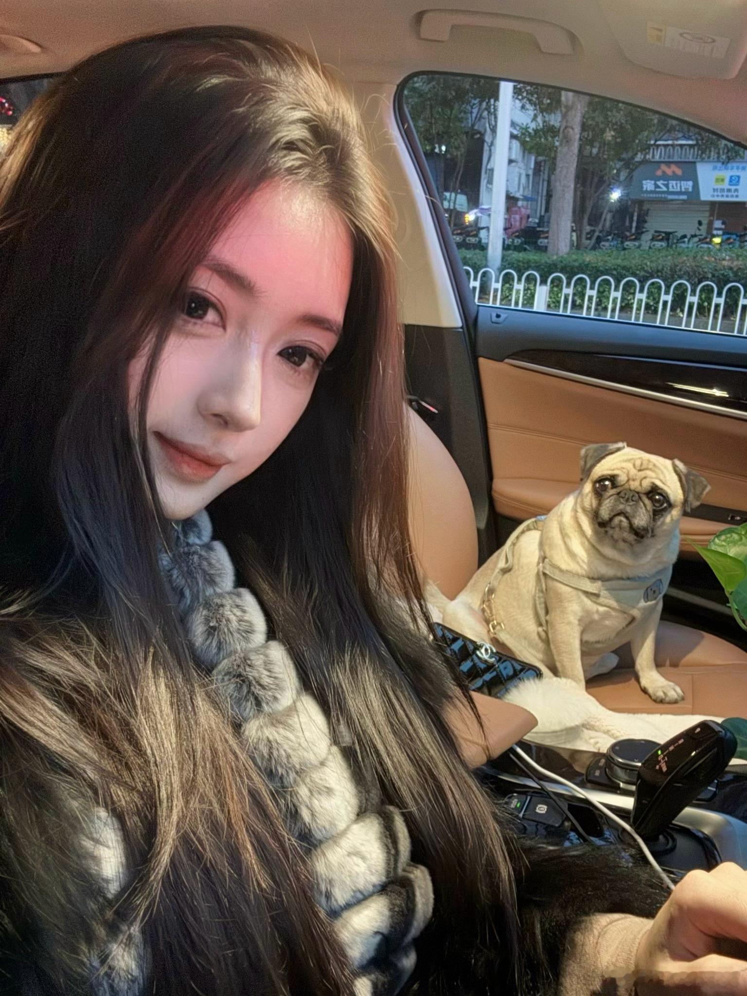别看我 我也不知道为什么这么堵  