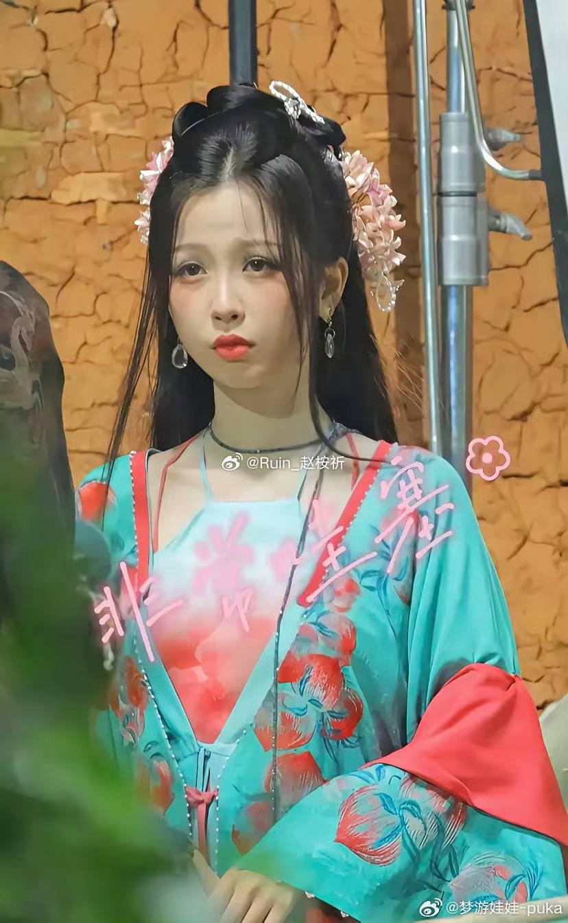 虞书欣新剧替身照被曝光，居然有几分相似 ​​​