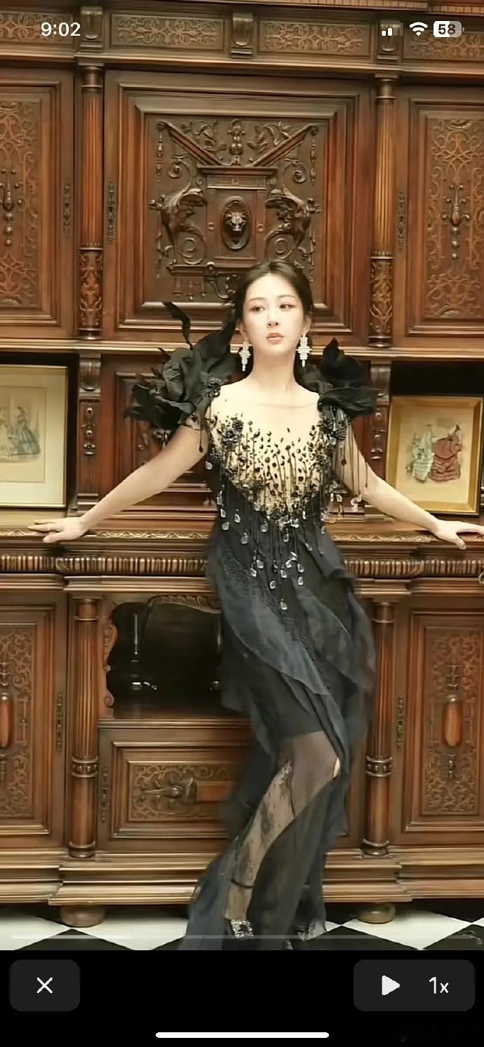 实话讲，这套衣服造型好不好看呀[并不简单] 