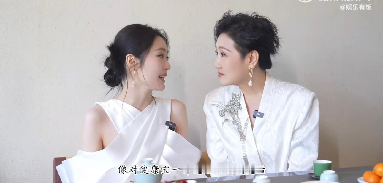 “像对健康宝一样说话的跟我说话”吃醋的女儿，爱狗的妈！！张可盈在星二代里算是很懂