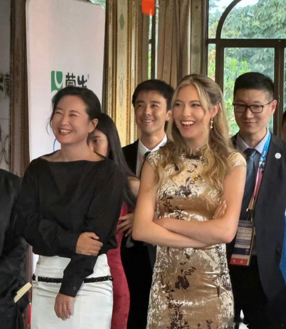 谷爱凌和贾玲站在一起真的有一种女性的力量感 ​​​