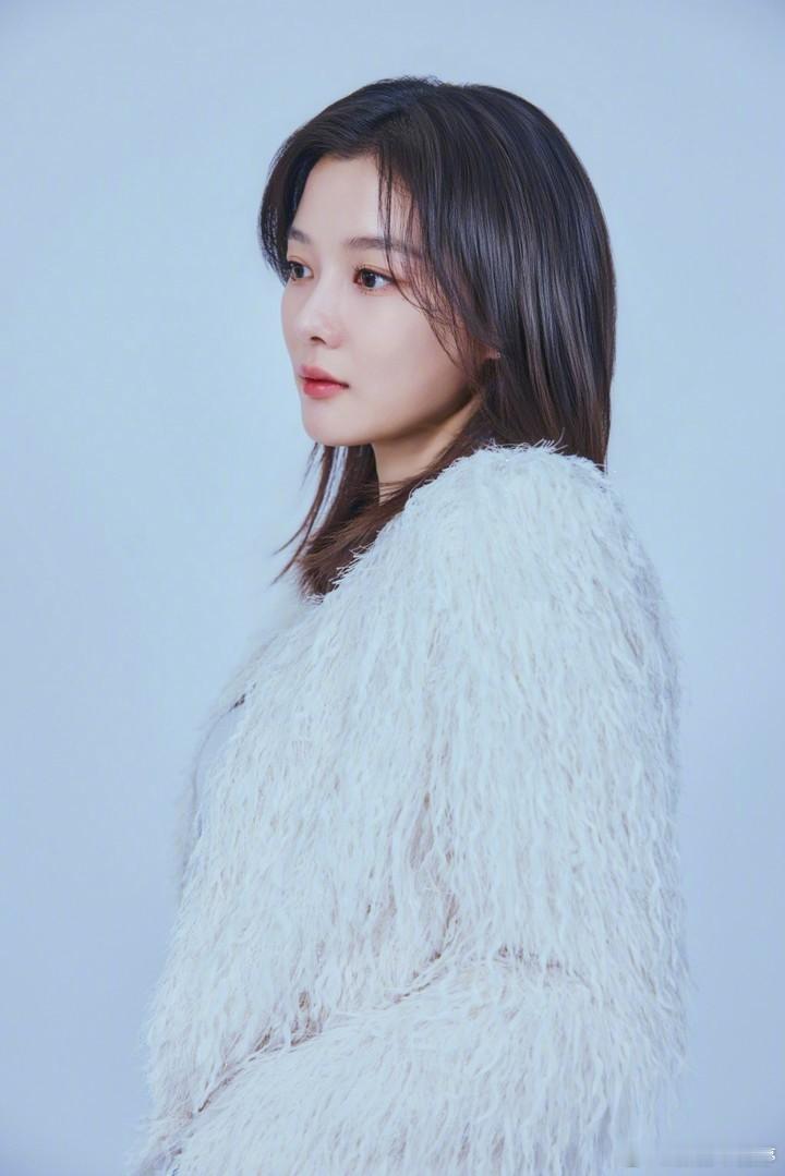 【《亲爱的X》金裕贞：希望观众看完这部作品能不断地产生‘我能向白雅珍扔石头吗？’