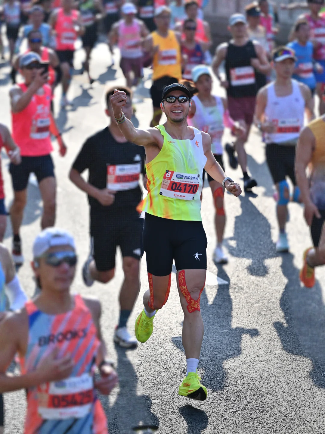 马年首全马，拉了坨大的