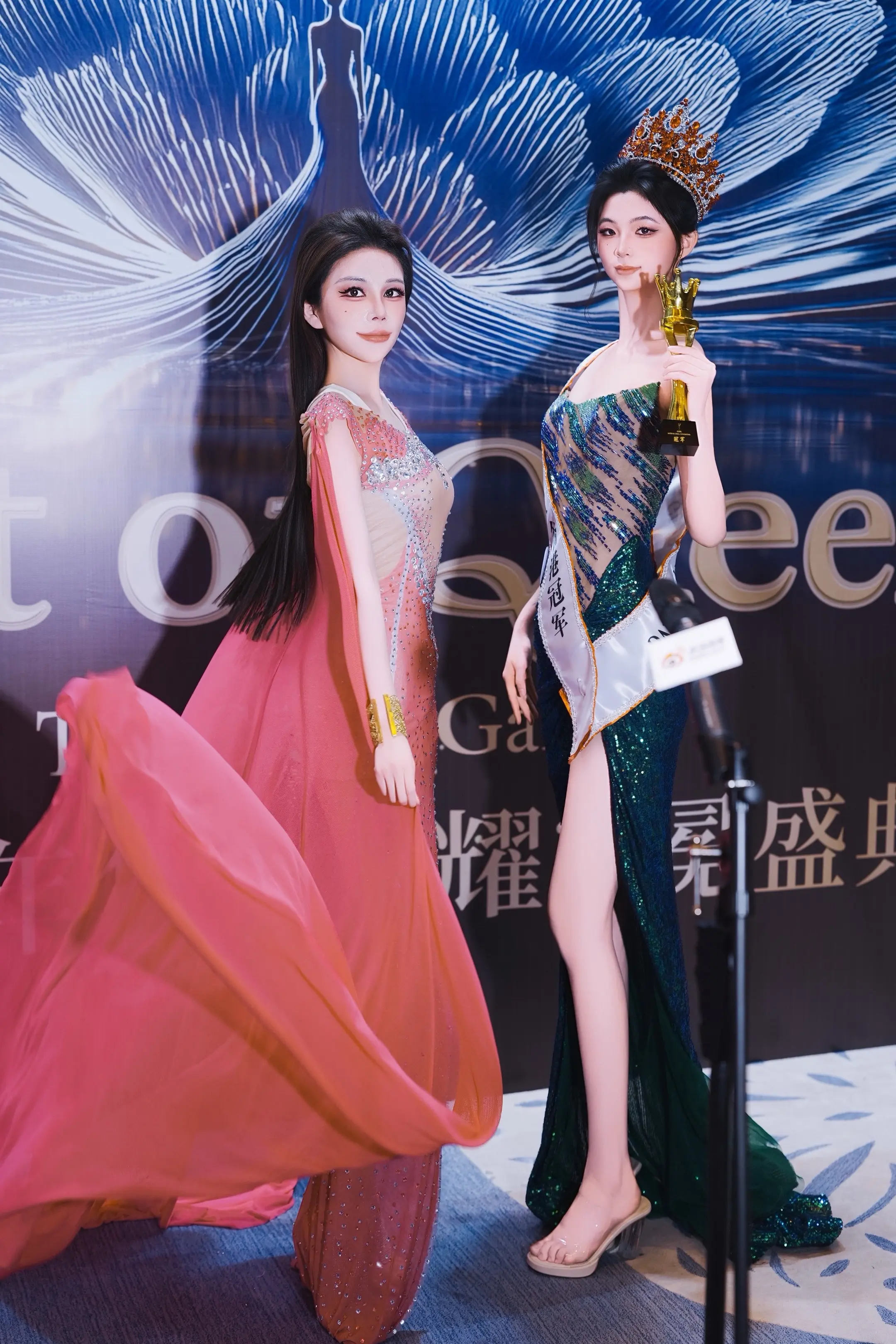 喜欢，就是心里放弃了一千次，再奋不顾身一万次