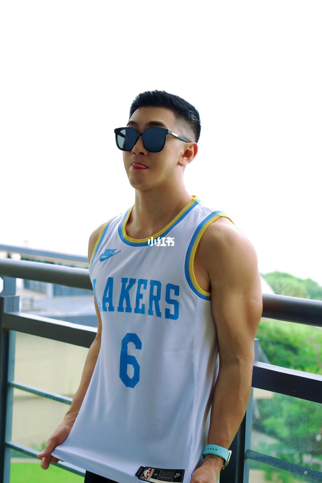 滴，你的体育生男友上线了！夏季游玩☀️