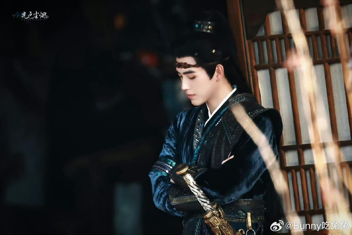 陈飞宇抹额造型 白日提灯陈飞宇这抹额造型真的太绝了！饱满额头配上立体五官，清俊又