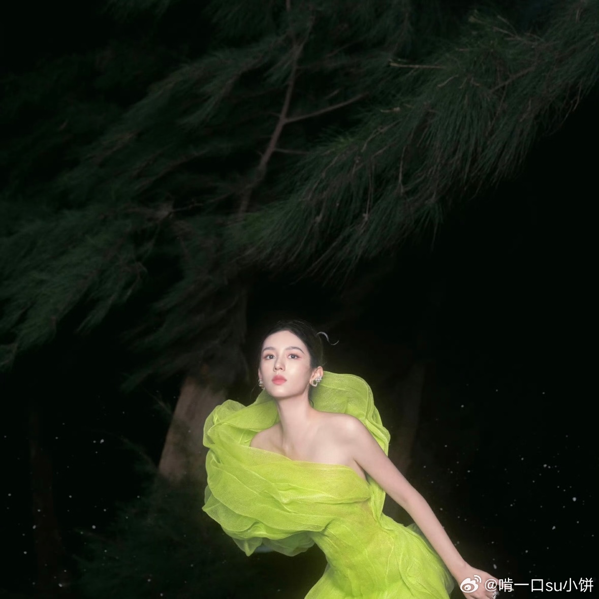 女明星VOGUE盛典出发图VOGUE盛典出发图真的养眼！各路女星盛装亮相，有的优