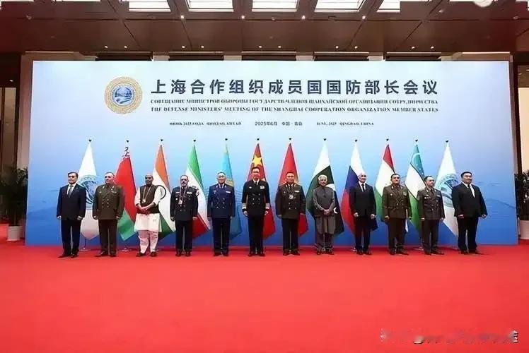 天津的秋高气爽，上合组织峰会正热火朝天！

俄前总理米哈伊尔·弗拉德科夫一句话点