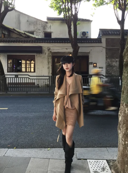 短风衣➕长靴好有古早味