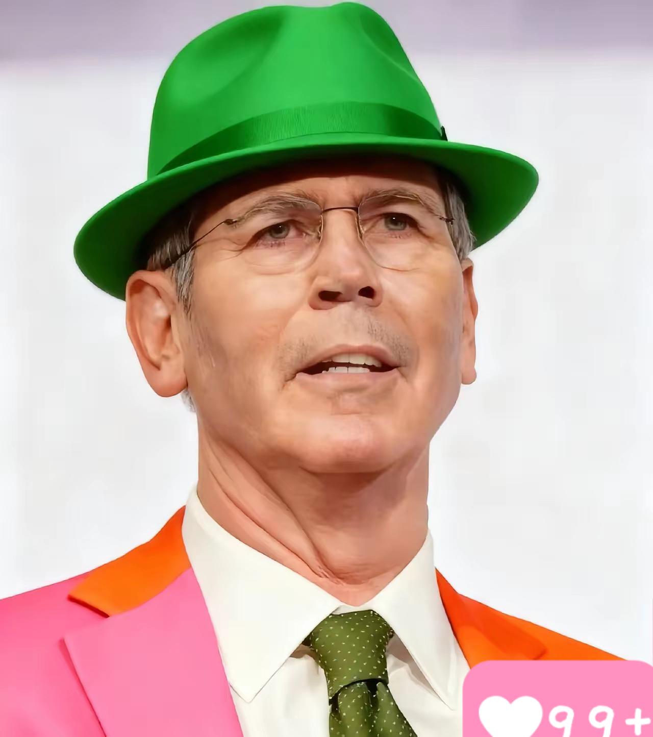 当美国财长亲眼目睹中国将持有的7800亿美元美债，通过第三方完成人民币结算时，整