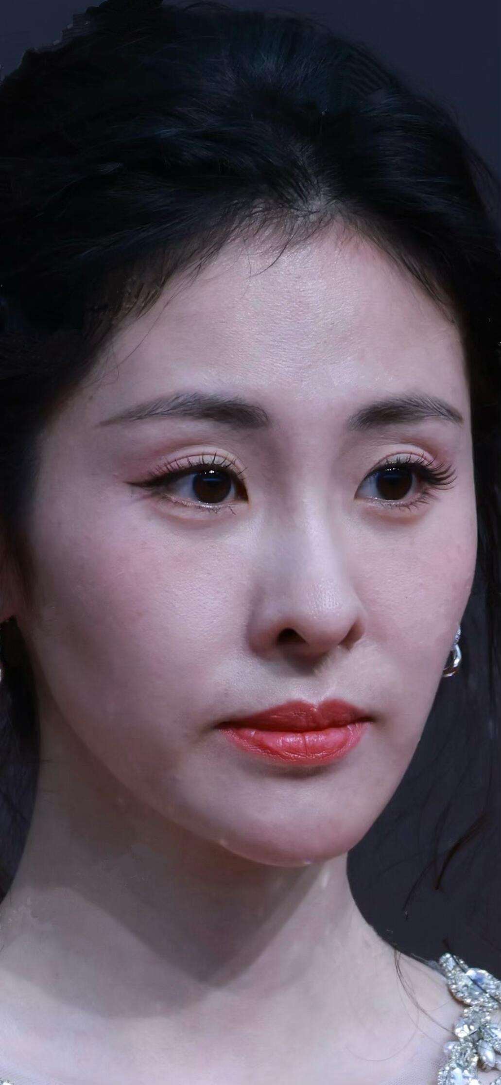 张碧晨和汪苏泷抢原唱偷生华晨宇的孩子当EXO的ss还抢吴莫愁的资源还当过谢娜的伥
