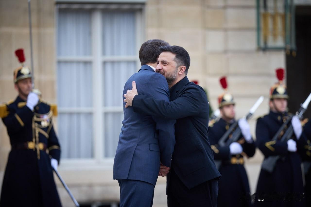 泽连斯基对法国的访问，引进新的战斗机舰队——100架“阵风”战机。这是可用于我们