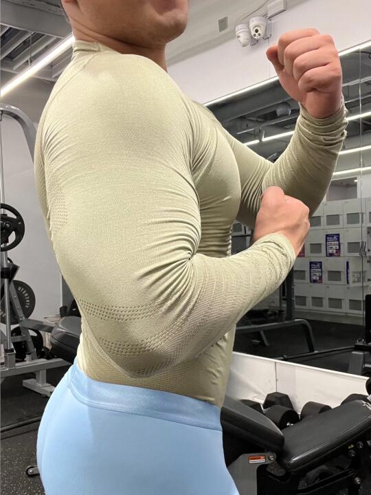 滴滴，练胸日打卡💪