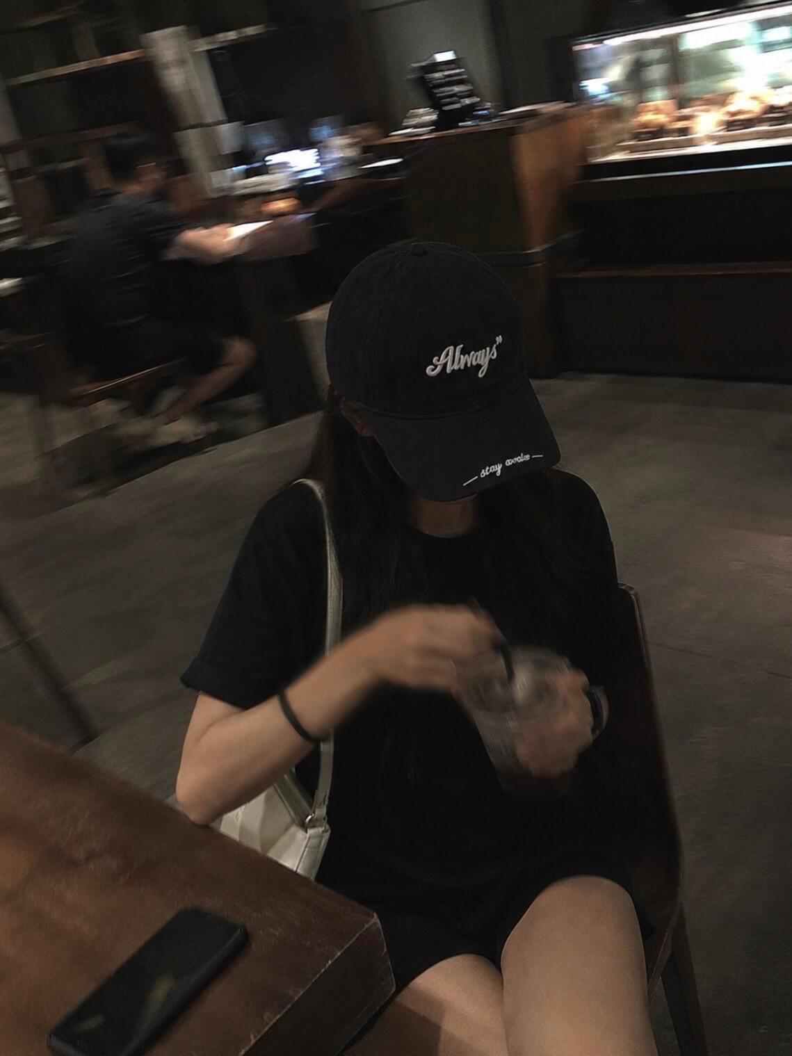 人这一生,遇人无数,有人看不惯我有人看不起我,有人有欣赏我,有人鼓励我,大度一点