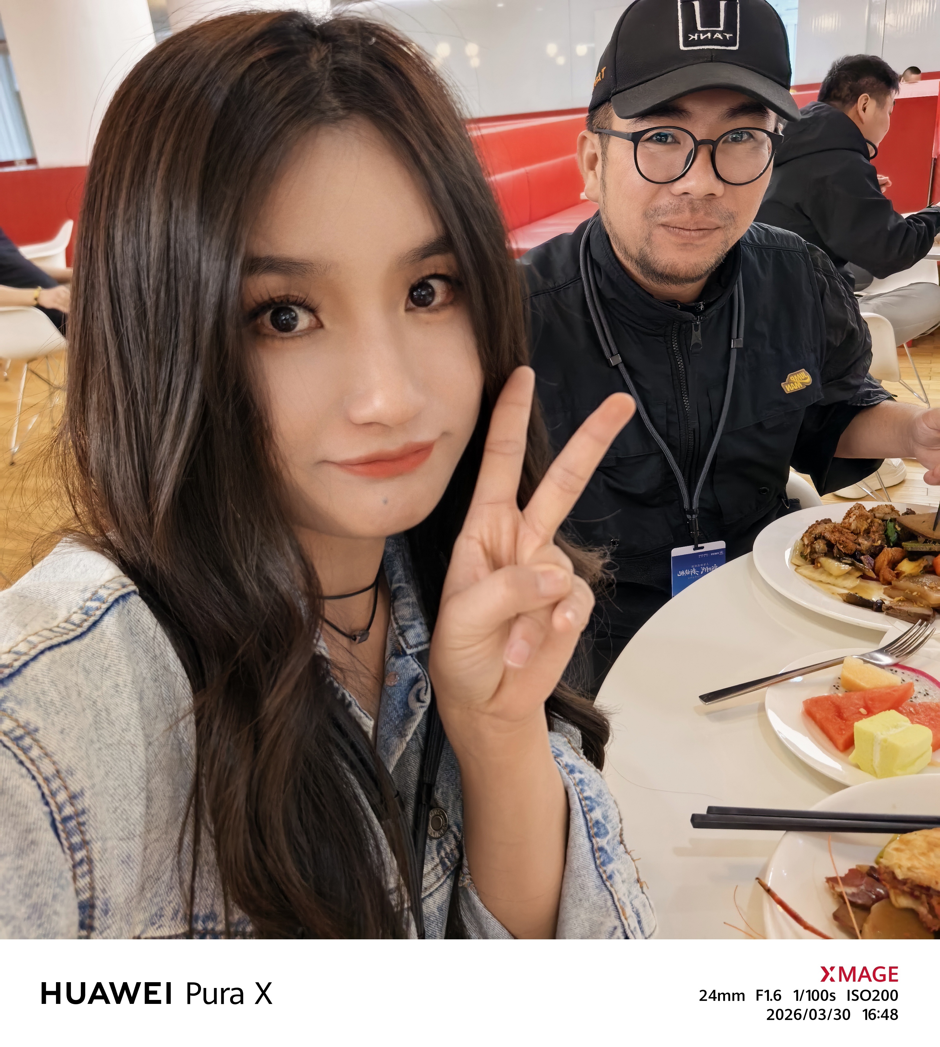 美食博主来长城食堂必打卡之驴火火烧