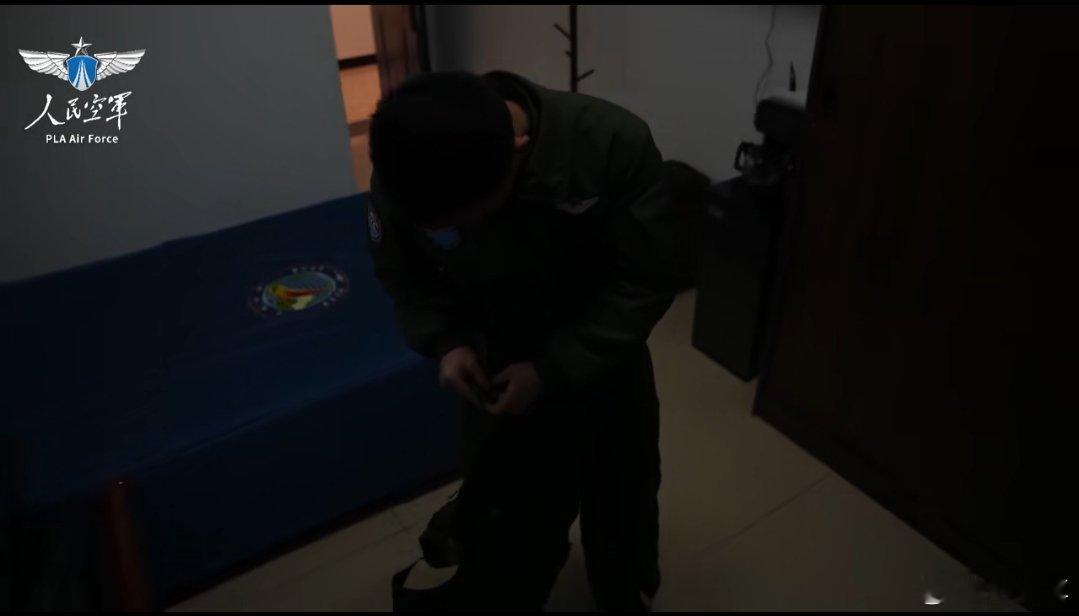 床单上都是旅徽[嘻嘻] ​​​