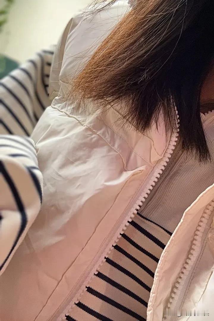 这两天，成都人的衣服全是皱巴巴的！

如果你观察得够仔细的话，你会发现，这两天好