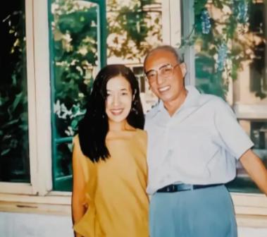 1986年，65岁的火箭专家杨南生娶了29岁的张严平。张严平的父母不同意，不料，
