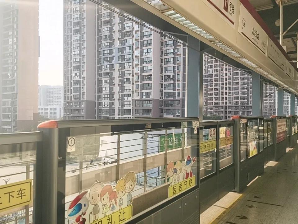 f1看好了，今天好多人啊
明天继续加油啊