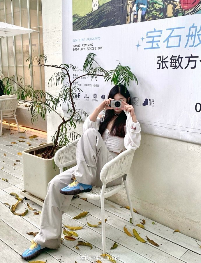 在这个快速变化的时代，每个人都在寻找属于自己的那片天空。我是一个喜欢旅游，喜欢汽