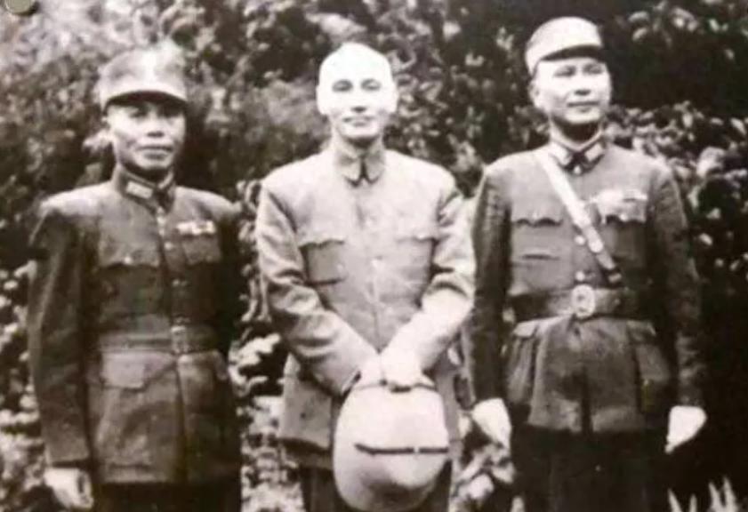 1949年蒋介石退隐奉化，张治中前去劝其出国避祸，蒋介石却为何坚决不肯同意？
1