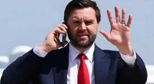 美国的副总统直接掀桌了，他表示：如果中国收复了台湾，那么美国极有可能失去自己的“