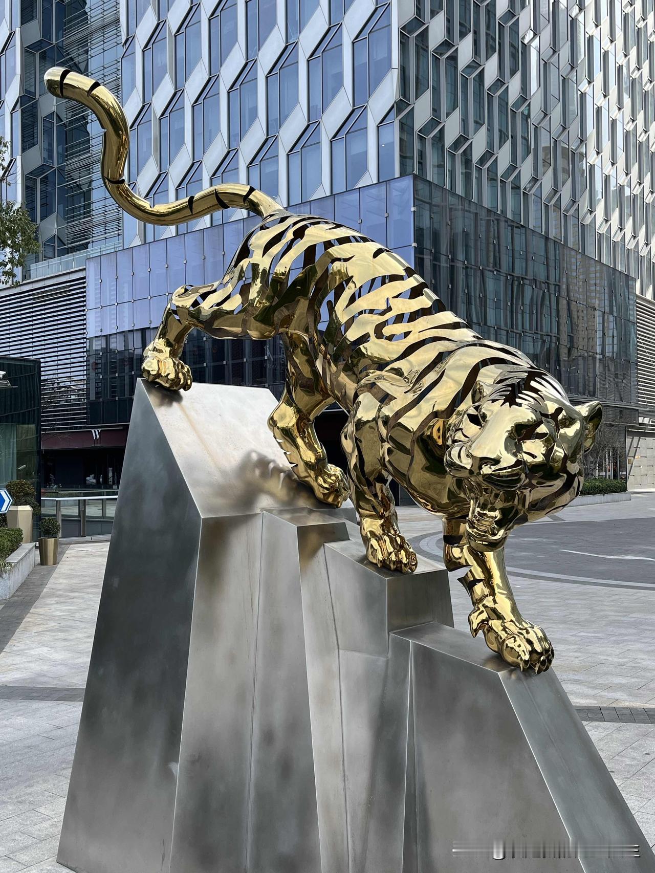 感觉像AI应用AI应用 你说像不像？