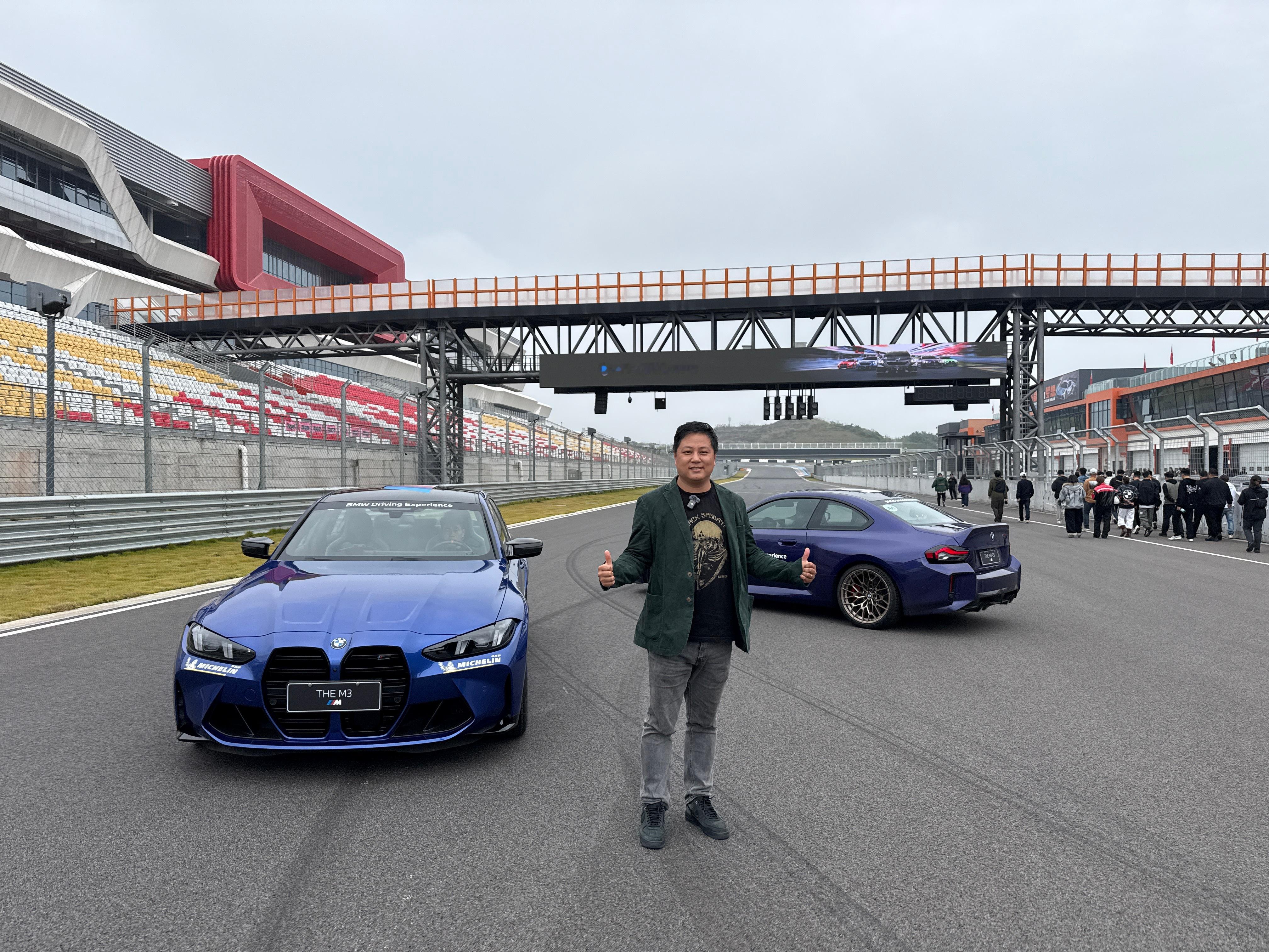 今天的教练履历有点硬，2025纽博格林24小时耐力赛冠军。我与汽车的日常 ​​​