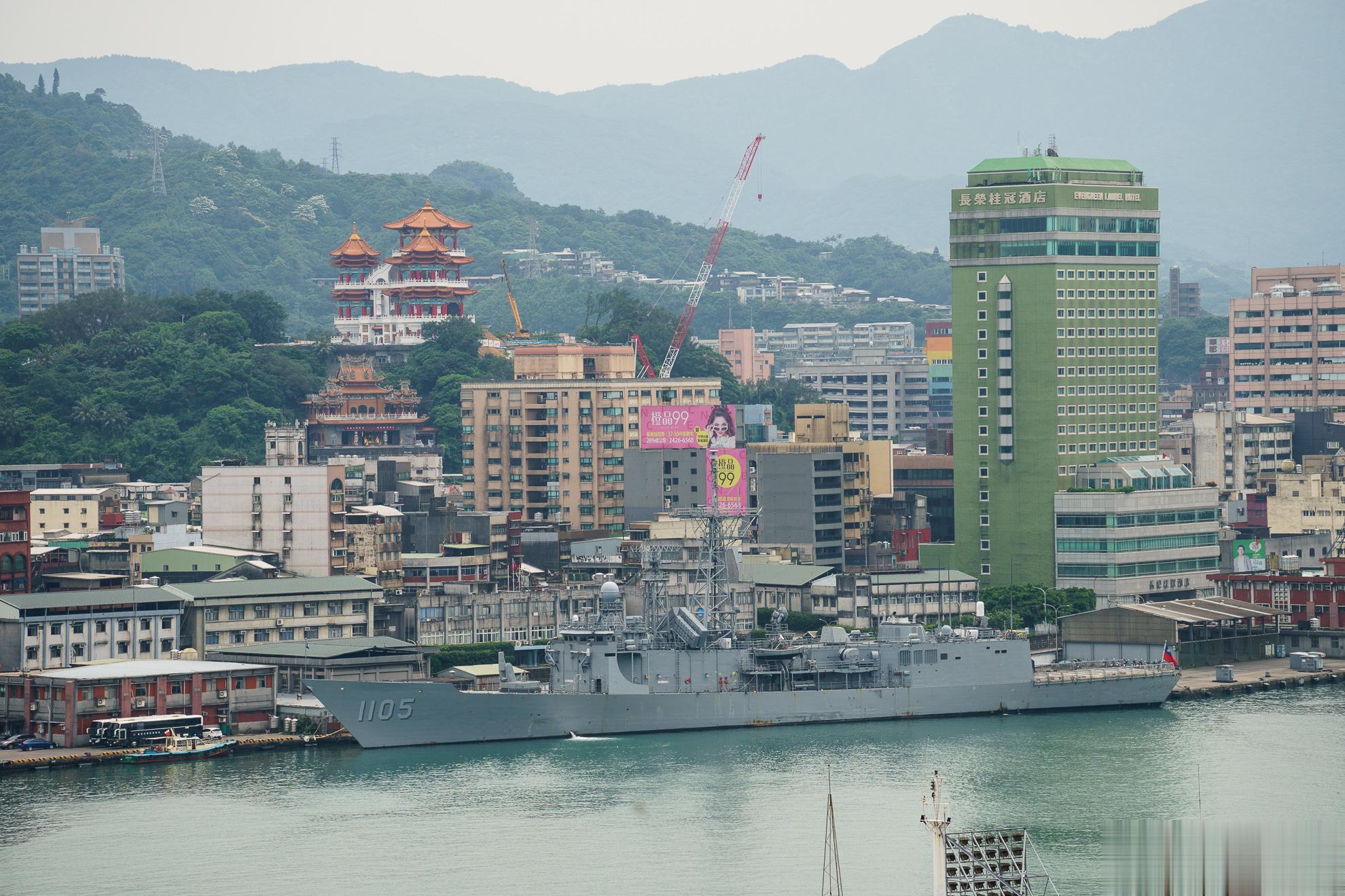 继光舰，76炮也削了皮#武器装备[超话]##海军[超话]# ​​​