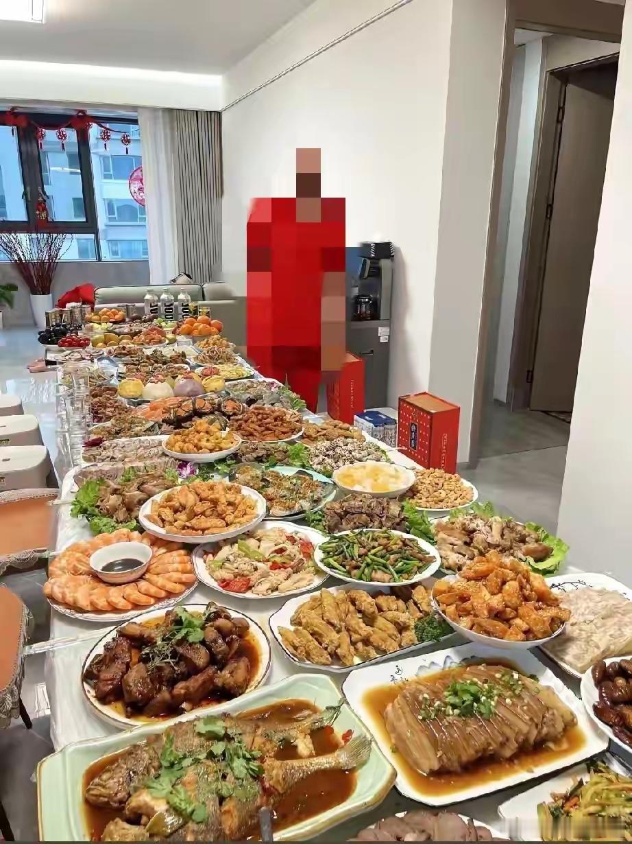 不得不说，这才是大户人家的年夜饭。 